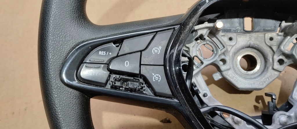 фото №4, Воздуховод renault clio v 484004585r