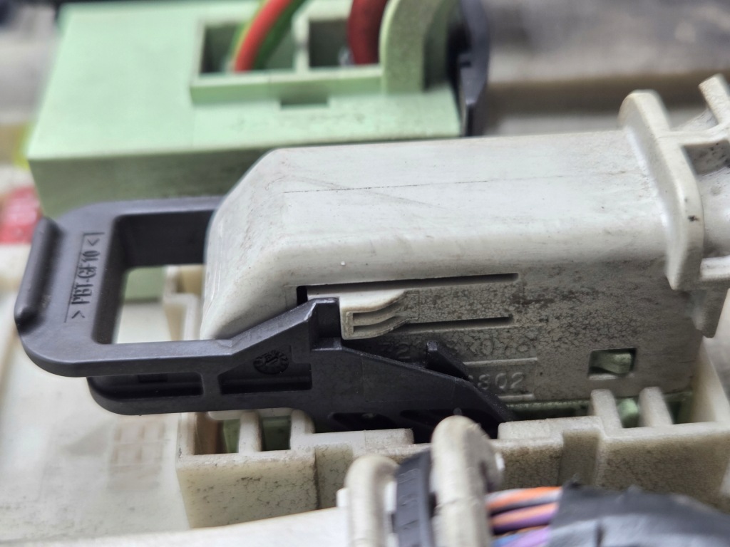 Модуль коробка bsi ford connect kuga mk2 focus mk3 cmax c-max gv6t-14a073 Недорого