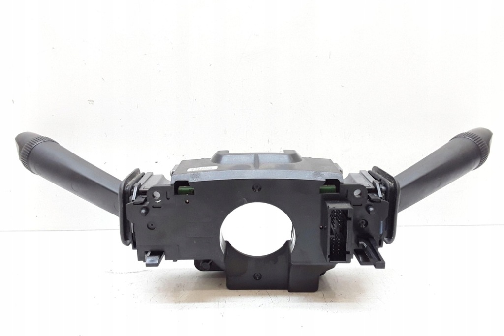фото №1, Перемикачі volvo v70 ii sw 30658656 2.4l дизель 120kw 2003