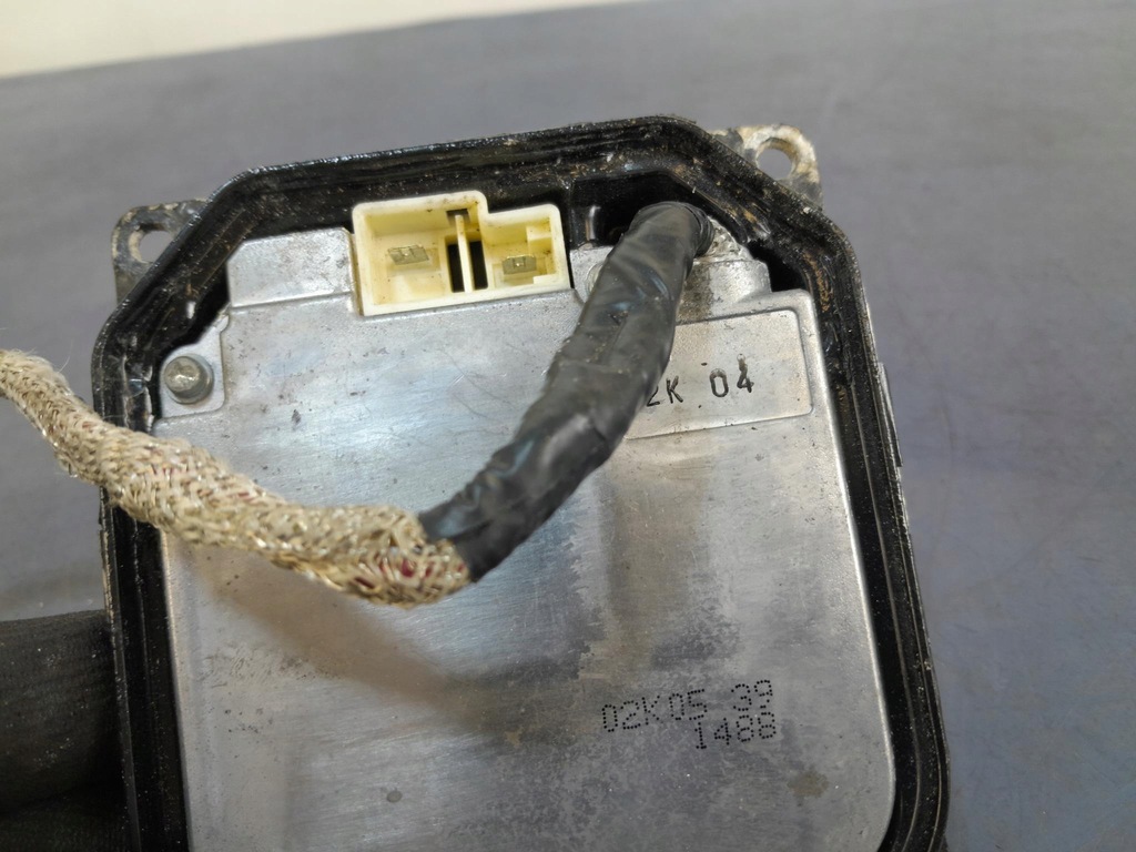 фото №4, Lexus is ii преобразователь света ксенон 031100-0390