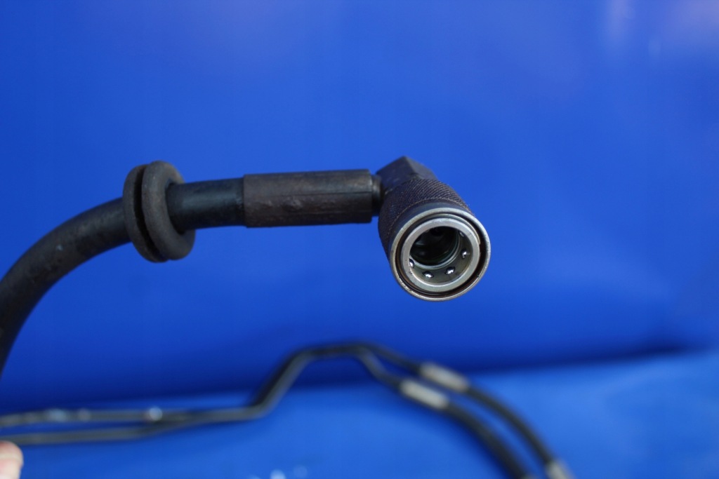 Шланг системи abc mercedes sl r230 w230 sl500 a2309970352 a2309970252 Оригінал