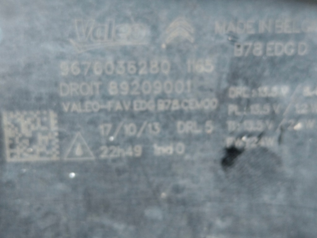 Citroen c4 picasso 2 фара led drl правый Оригинал