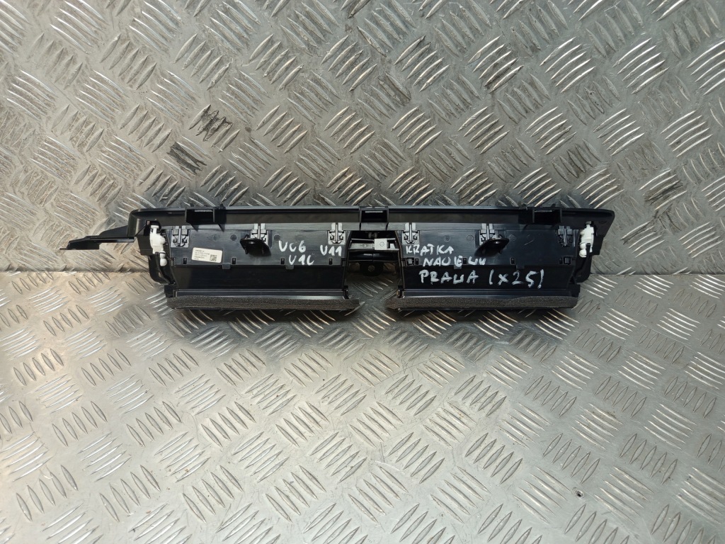 Bmw u06 u10 u11 u12 решётка обдув консоли правая пассажира 9483383 Цена