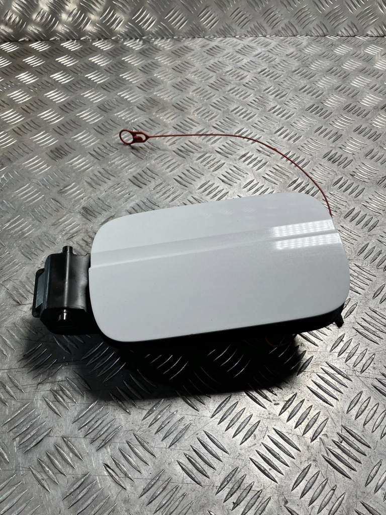 фото №1, Крышка бака топлива audi a4 allroad 8wh, b9 8w0809906a 2.0l дизель