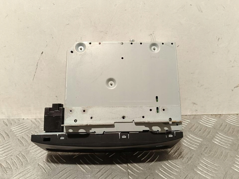 фото №3, Chrysler pacifica 2017 автомагнитола