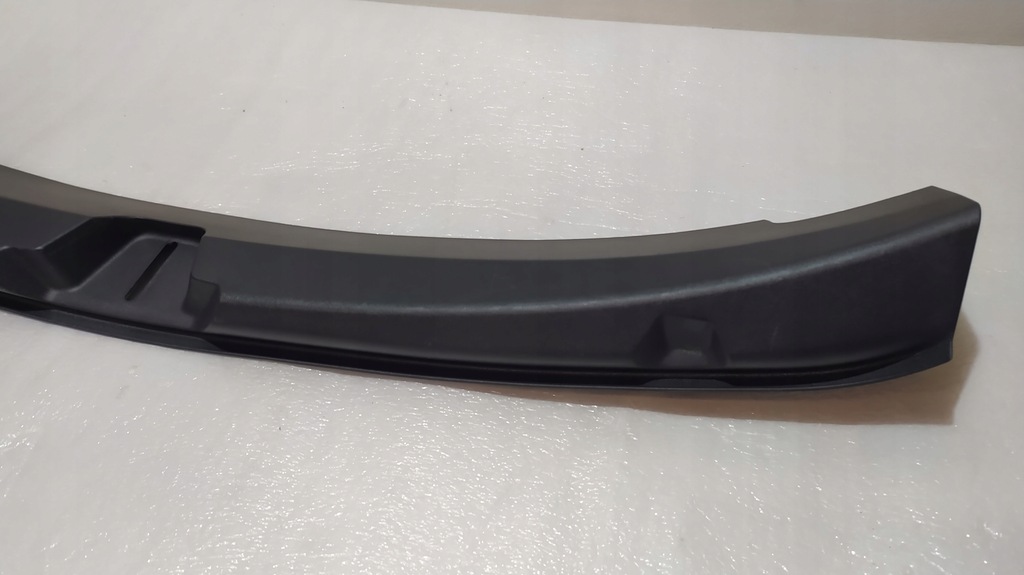 фото №6, Молдинг накладка багажника tesla 3