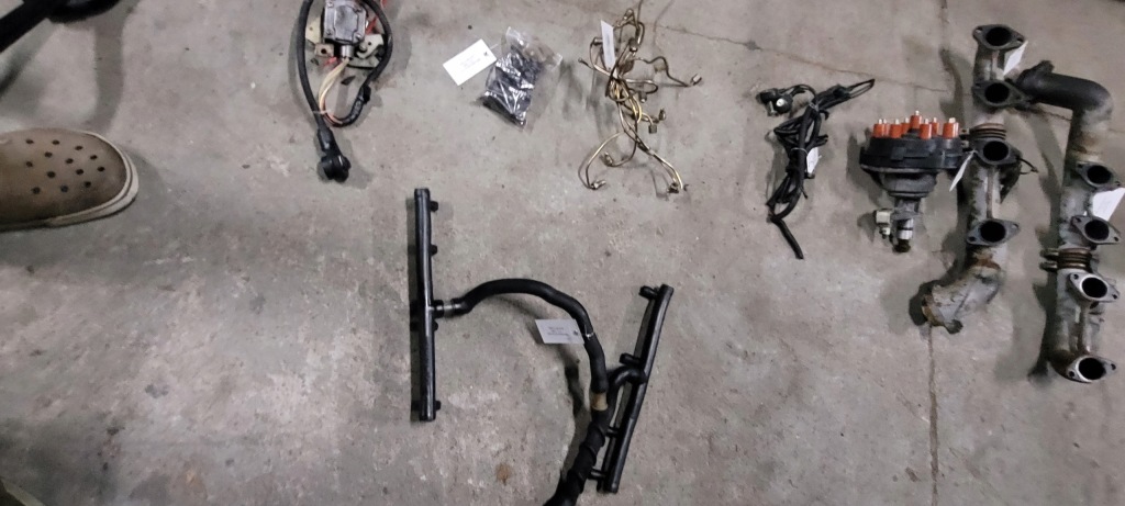 Напрямна з двигун mercedes w126 sec 5,6 560 m117968... поршень Недорого