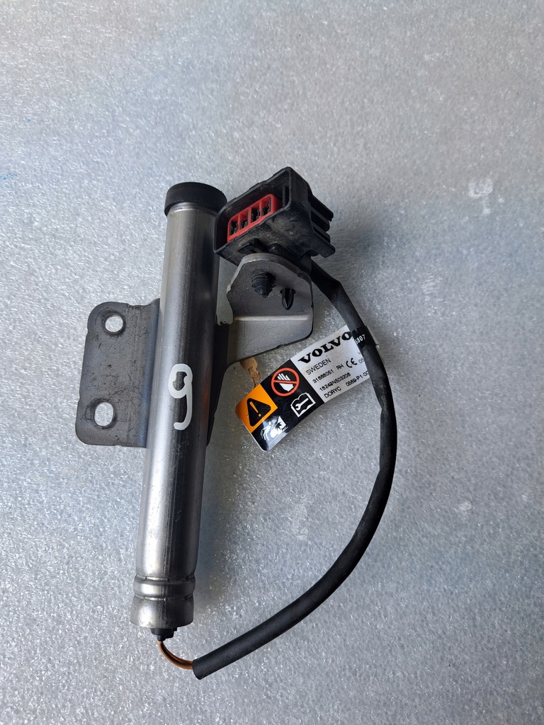 фото №1, Volvo v90 s90 ii патрон піротехнічний капот правий