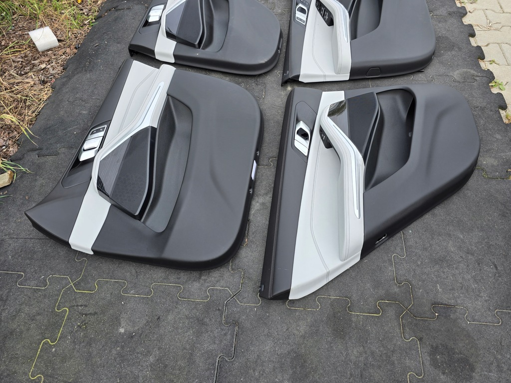 фото №9, Обшивка оббивка двері кронштейн bmw x5 g05