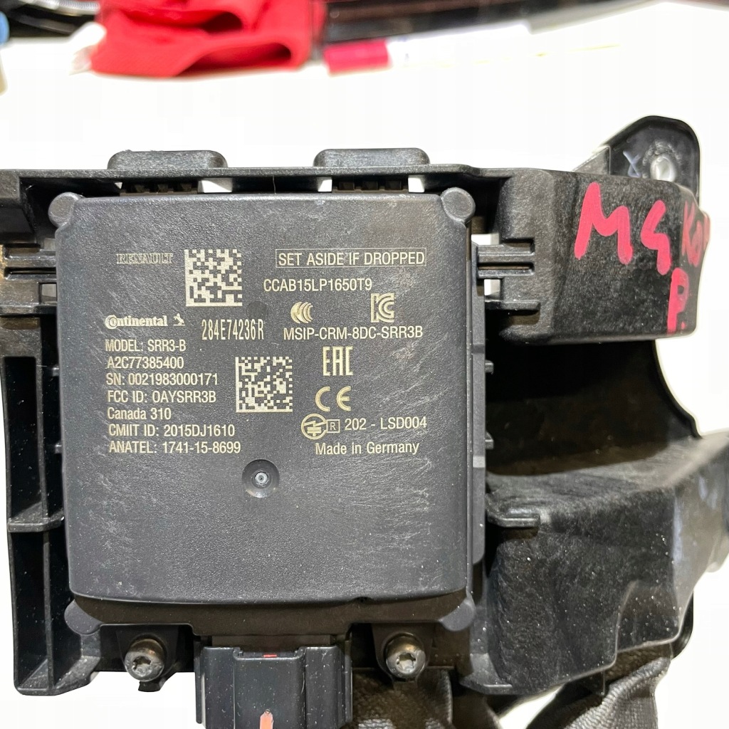 фото №2, Renault megane iv kombi правий радар 284e74236r