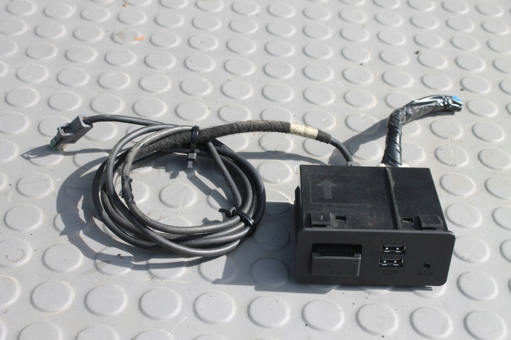 фото №1, Разъём port usb aux sd жгут mazda cx-5 12-17
