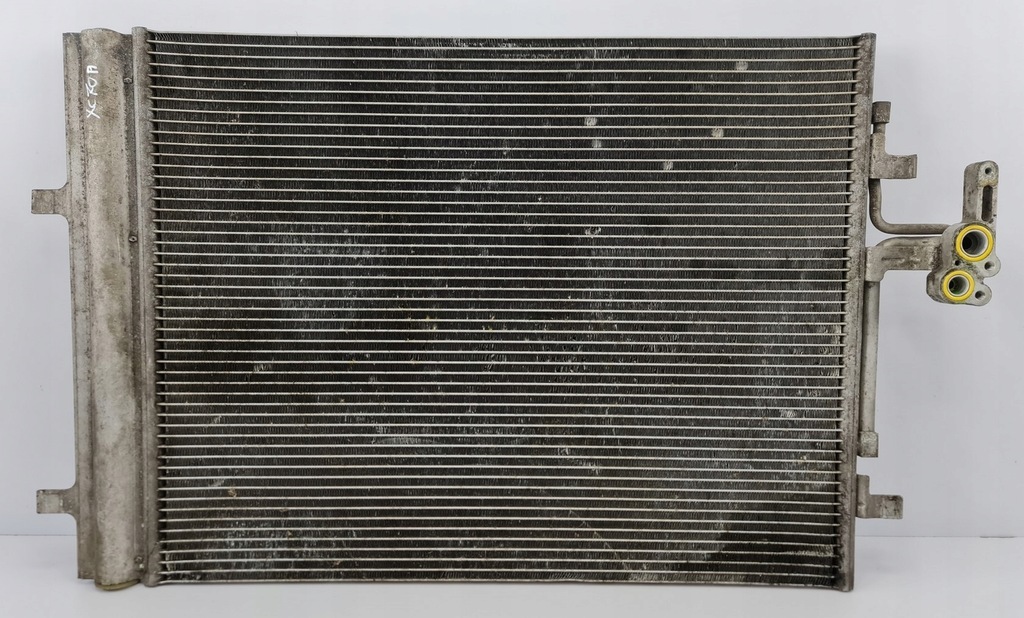 фото №1, Радиатор кондиционера volvo xc70