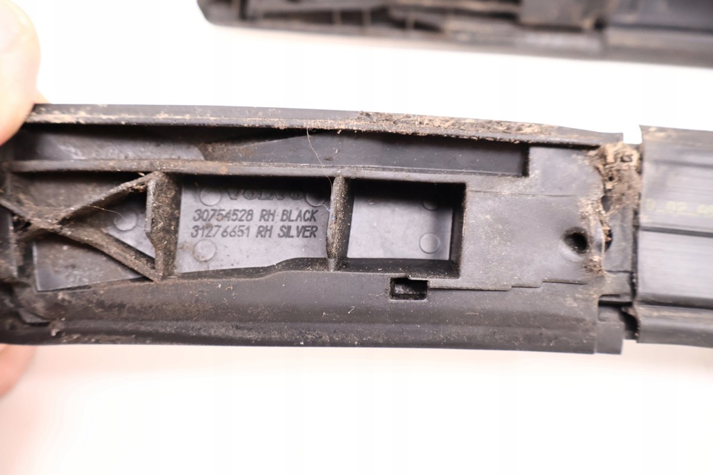 фото №11, Volvo xc60 i lift накладки кровельные 711-16 30754527, 30754528