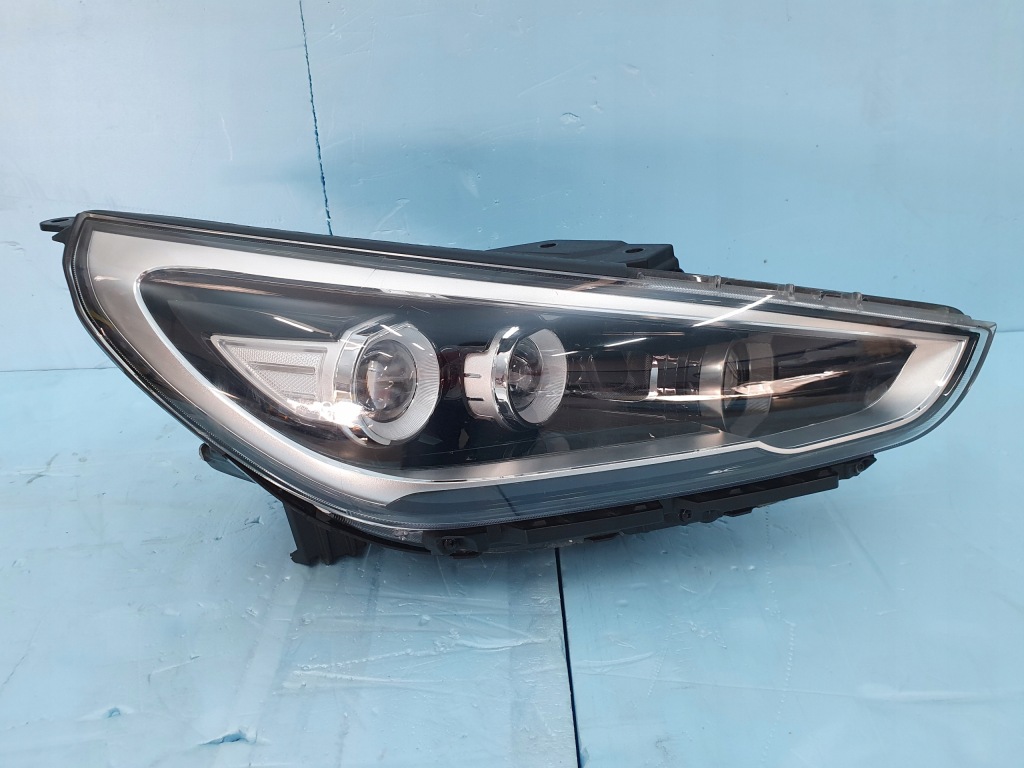 фото №1, Лампа hyundai i30 iii full led права перед 17-