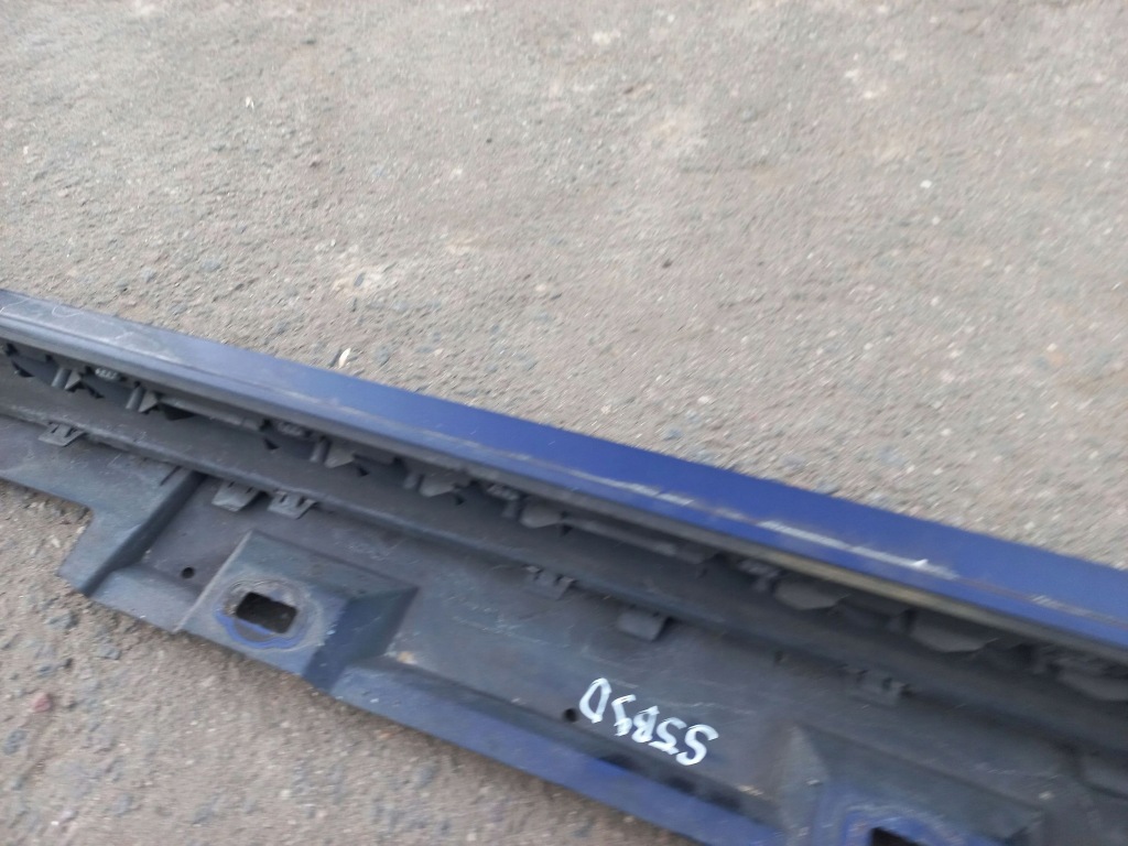 Audi a5 2018 правый  сторона порог Цена