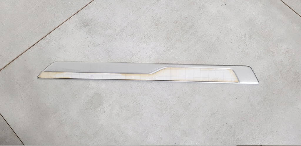 фото №1, Skoda kamiq молдинг поріг права хром