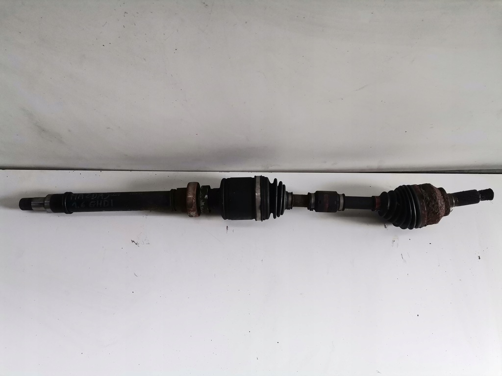 фото №1, Приводной вал правая mazda 3 iii 1.6 ehdi