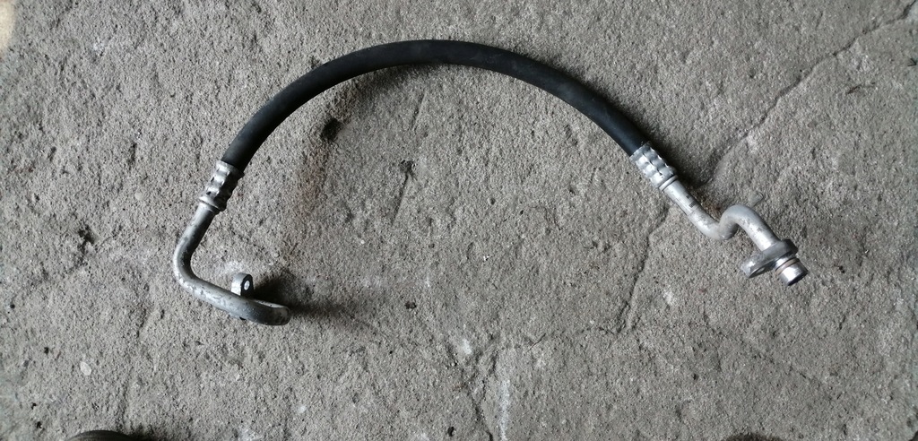 фото №1, Nissan note e11 06-12 1.4 b шланг кондиционера