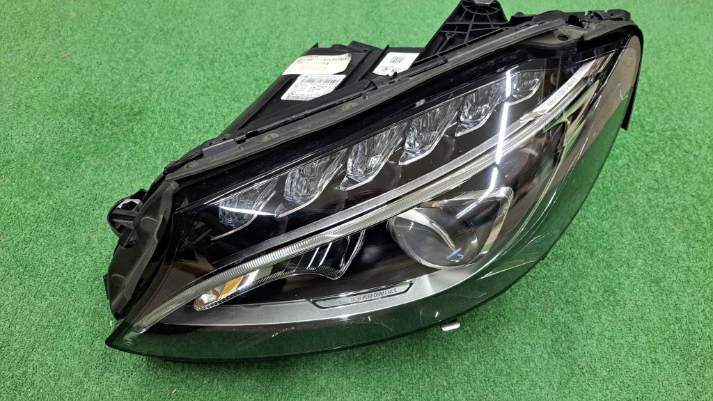 Купить Mercedes c-klasa w205 full led фара передняя