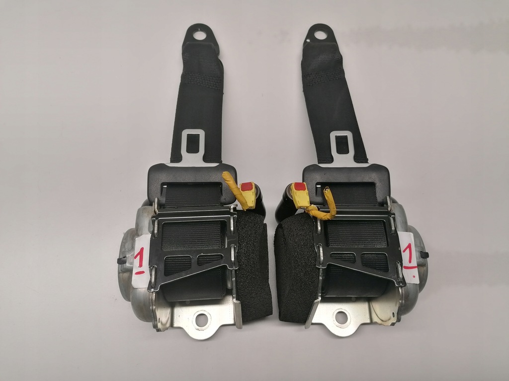 фото №1, Alfa romeo giulia ремені безпеки задня seat ремені оригінал 2015-