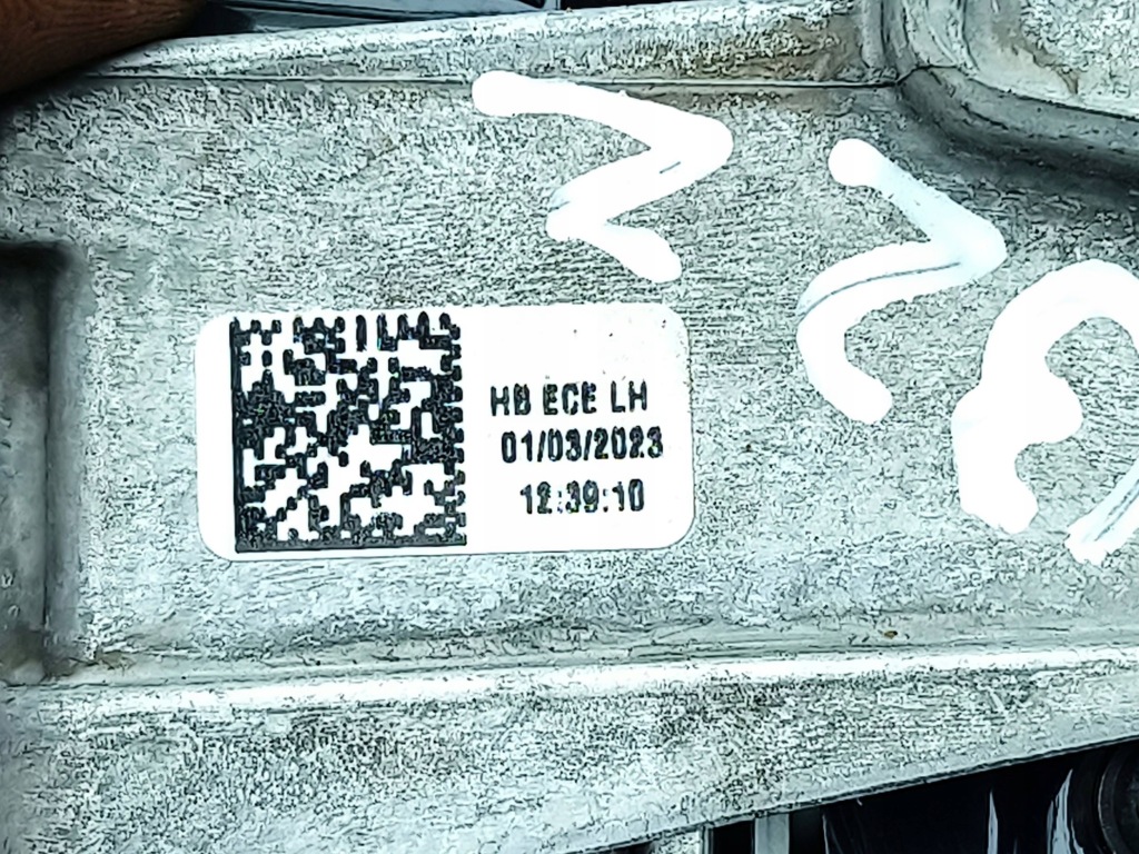 Ford mustang mach-e 2024 фара протитуманна передня l90188282 Зі Шроту