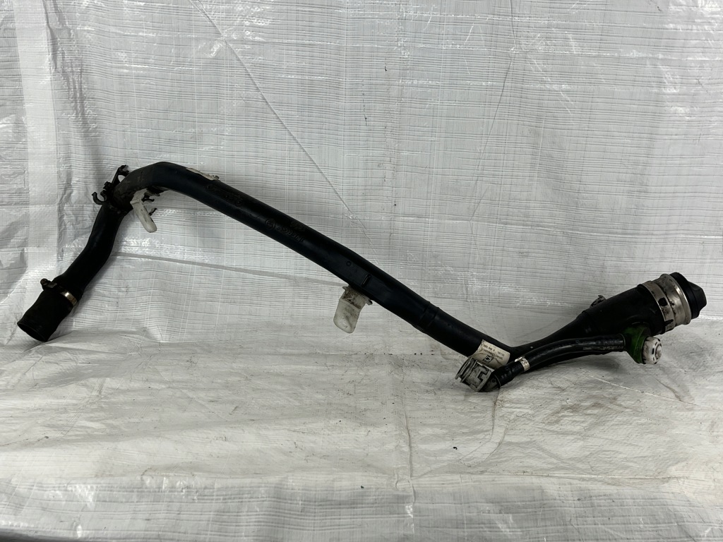 Купити Bmw 5 g30 труба трубка шланг заливна горловина пального 7353911