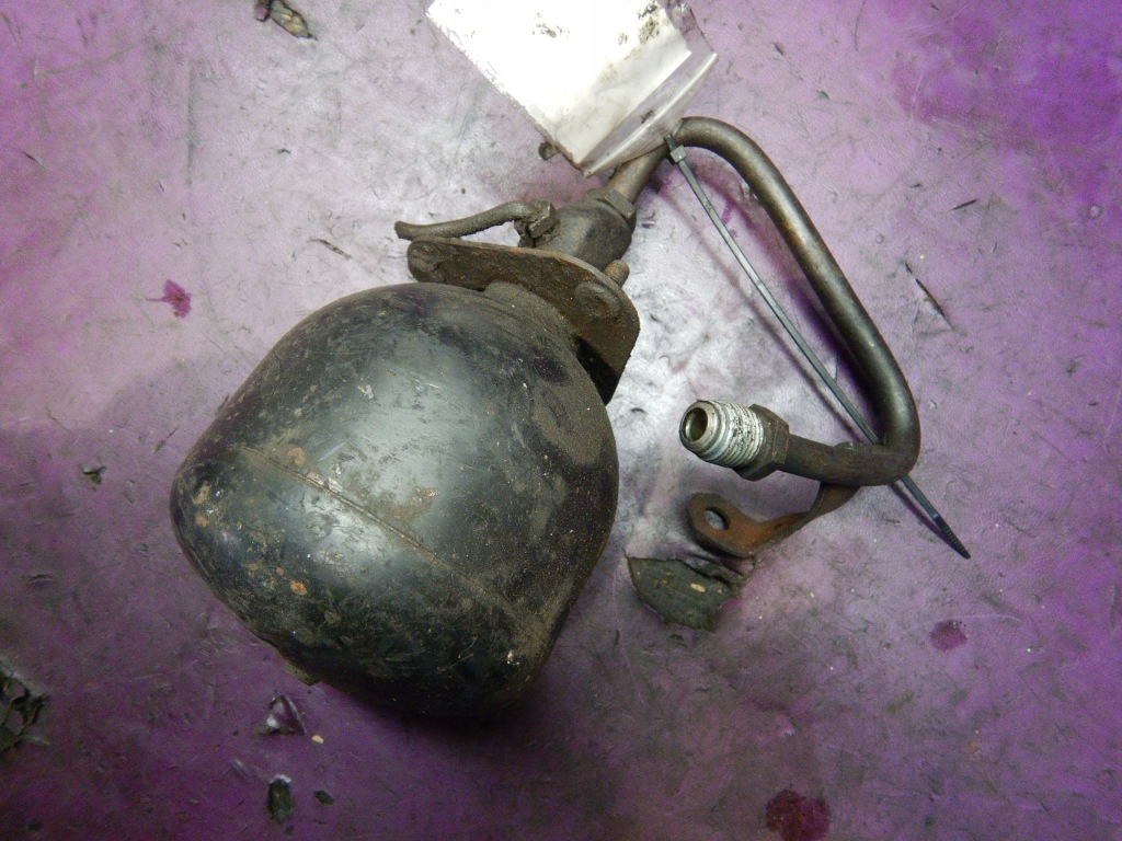 фото №1, E-klasa w210 95-03 актуатор турбіни підвіска правий задня