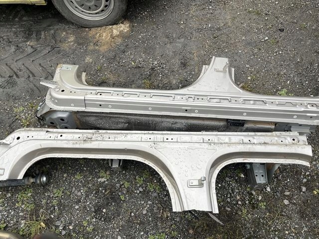 фото №1, Volvo xc90 поріг правий