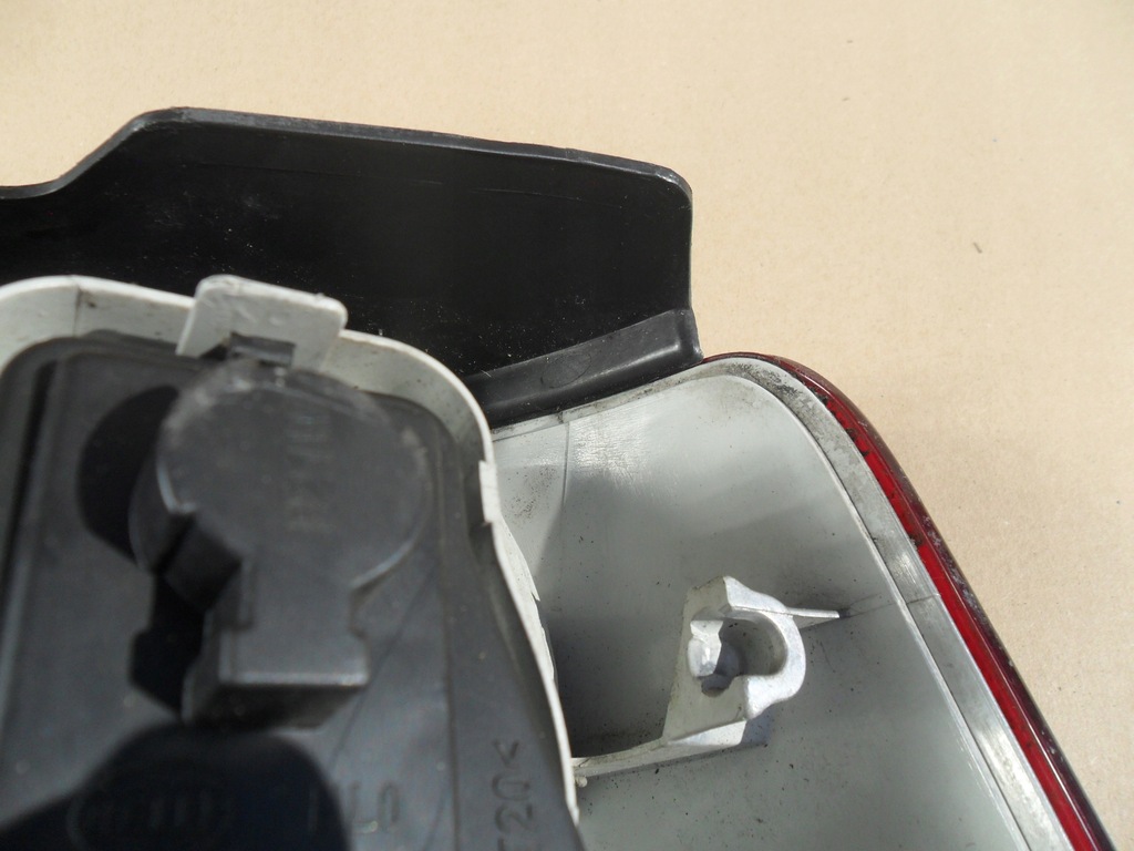 фото №14, Vw touran lift лампа левый задняя 1t0945257d