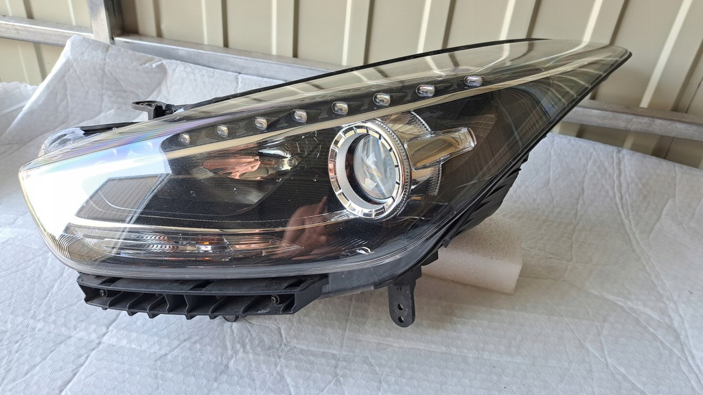 фото №1, Hyundai i40 lift фара левый led