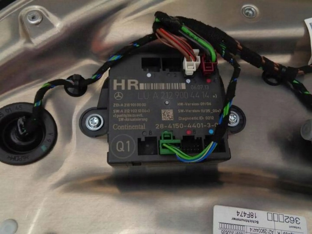 фото №1, Mercedes e 212 модуль двері правий задня