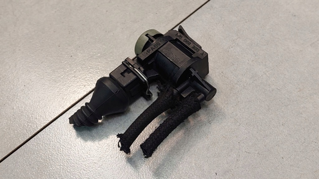 фото №7, Клапан вакуумa audi a4 b5 lift 1.9 tdi 1j09062