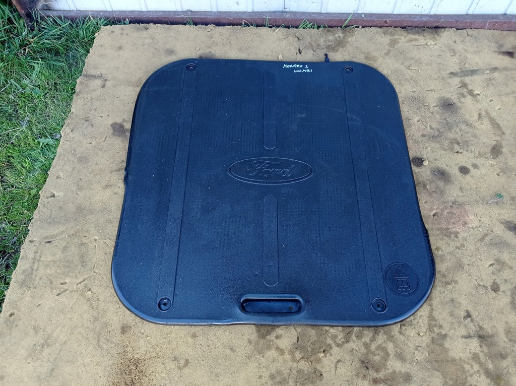 фото №1, Ford mondeo mk3 kombi - мат пол багажника