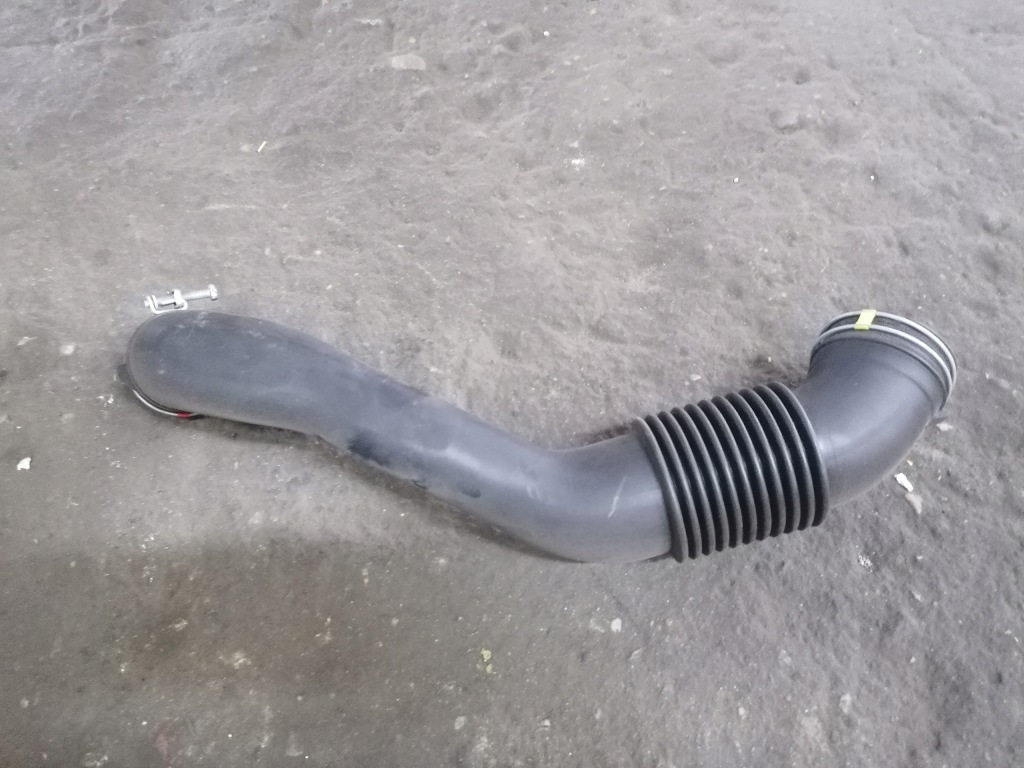 фото №1, Шланг воздуха 17881-0y040 1.2tb toyota chr