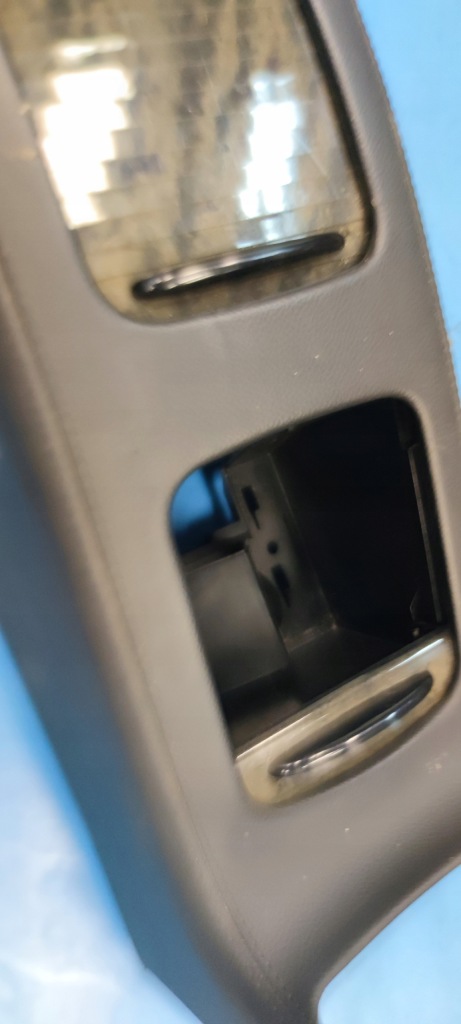 фото №5, Mercedes w219 підлокітник задній шторка