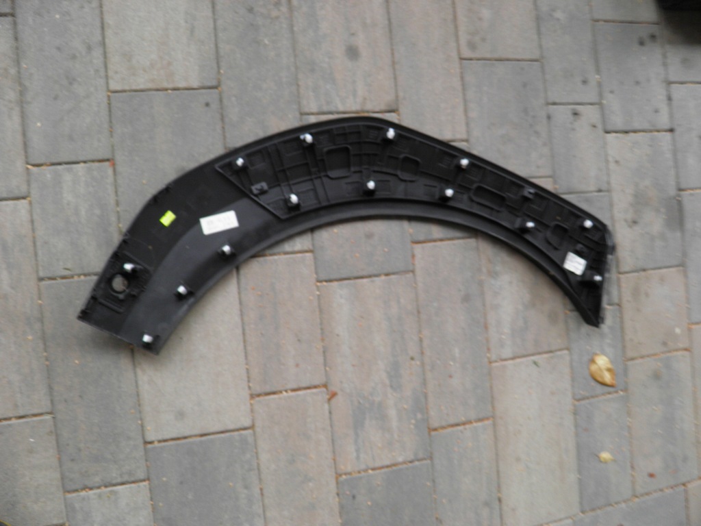 фото №8, Kia ev9 накладка молдинг крыла дверь левая задняя 87743-do100 87733-do300