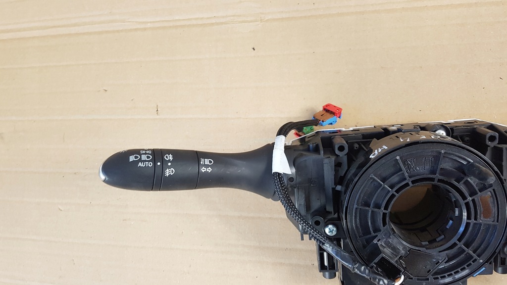 фото №3, Переключатель комбинированный лента renault megane iv hb