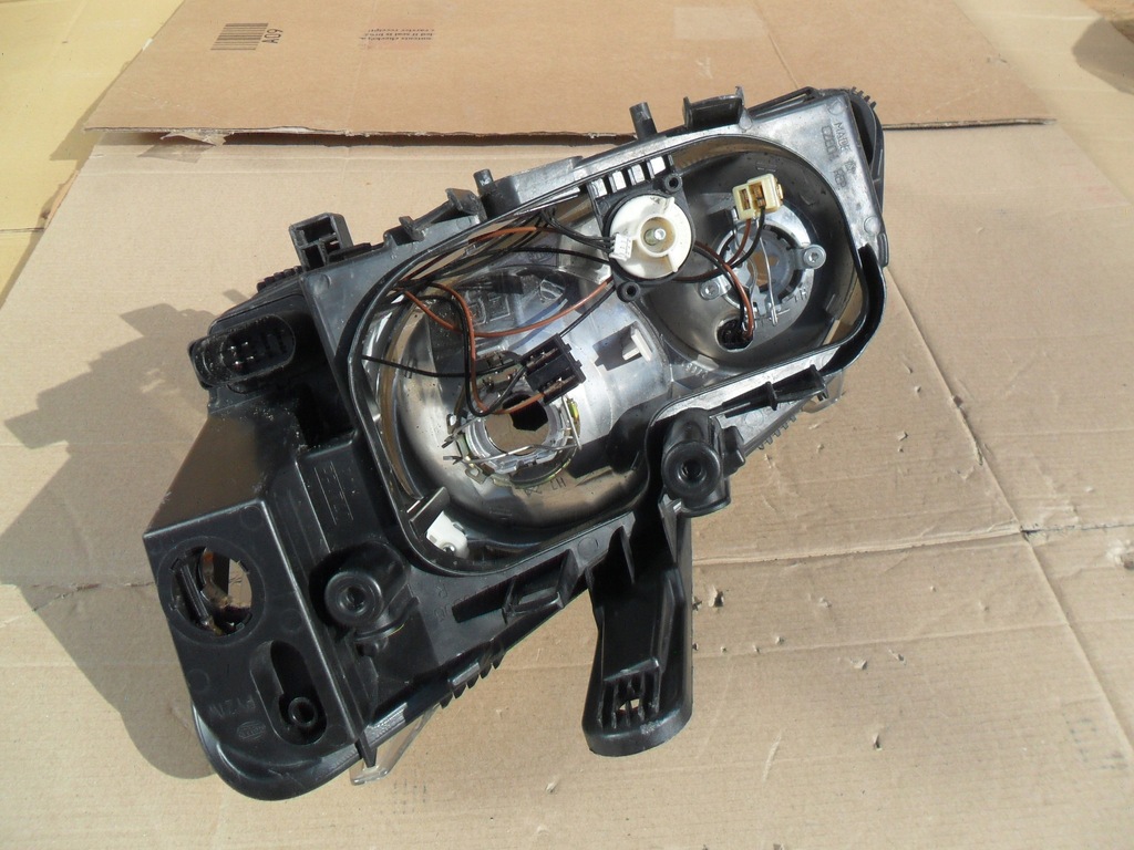 фото №12, Ford c-max mk1 лампа правая передняя 1ee270600-02