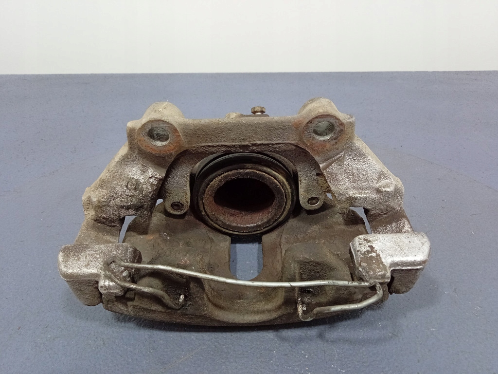 фото №5, Audi a4 b5 1.9 tdi суппорт тормозной перед левый передний скоба