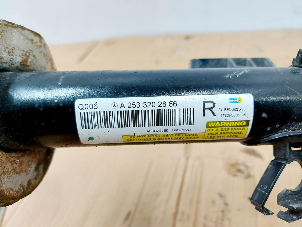 фото №8, Mercedes glc w253 поворотный кулак перед правая 4matic рычаг амортизатор 17r.