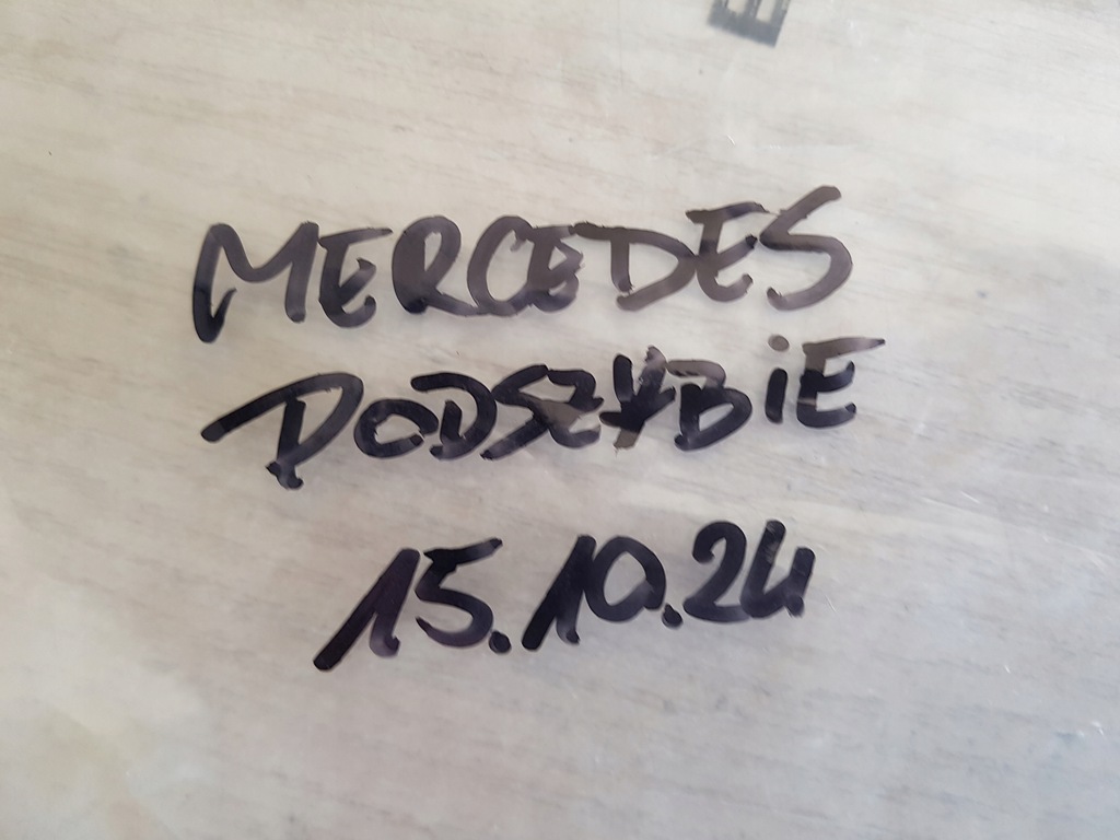 фото №9, Mercedes eqc 293 deskarozdzielcza молдинг dekor a2936805501