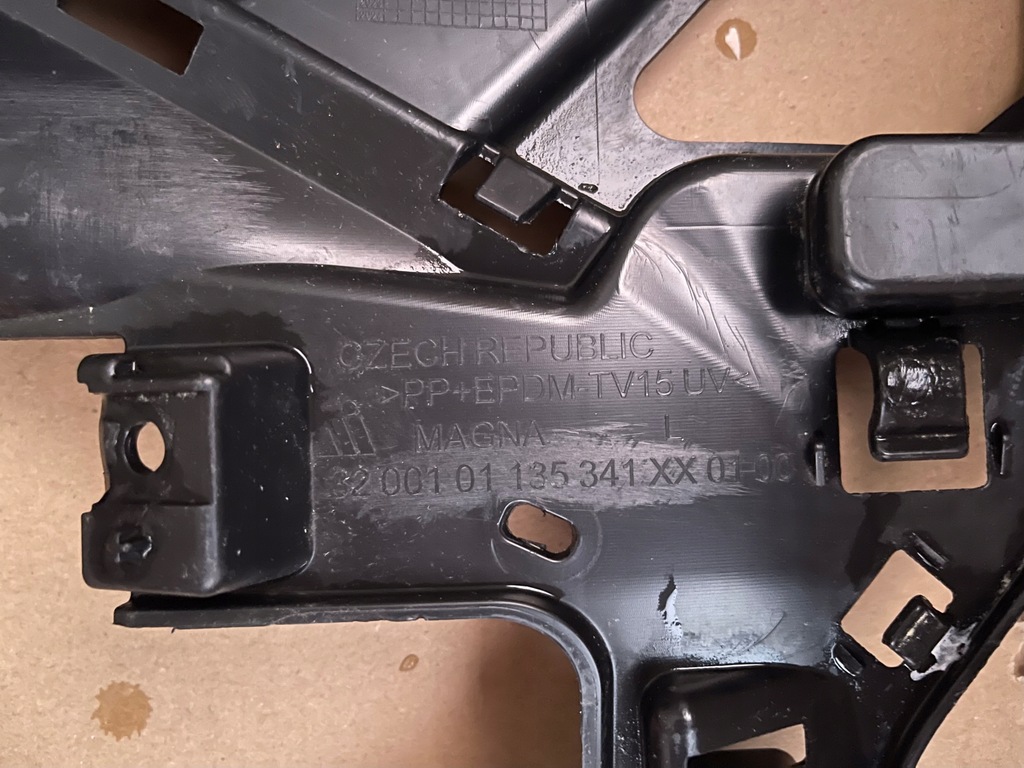 фото №7, Bmw x1 f48n напрямна кронштейн протитуманної фари лівий перед 51117954215