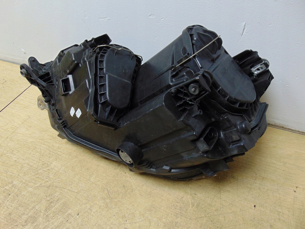 фото №14, Лампа правая vw golf vii sportsvan 517941006c europa