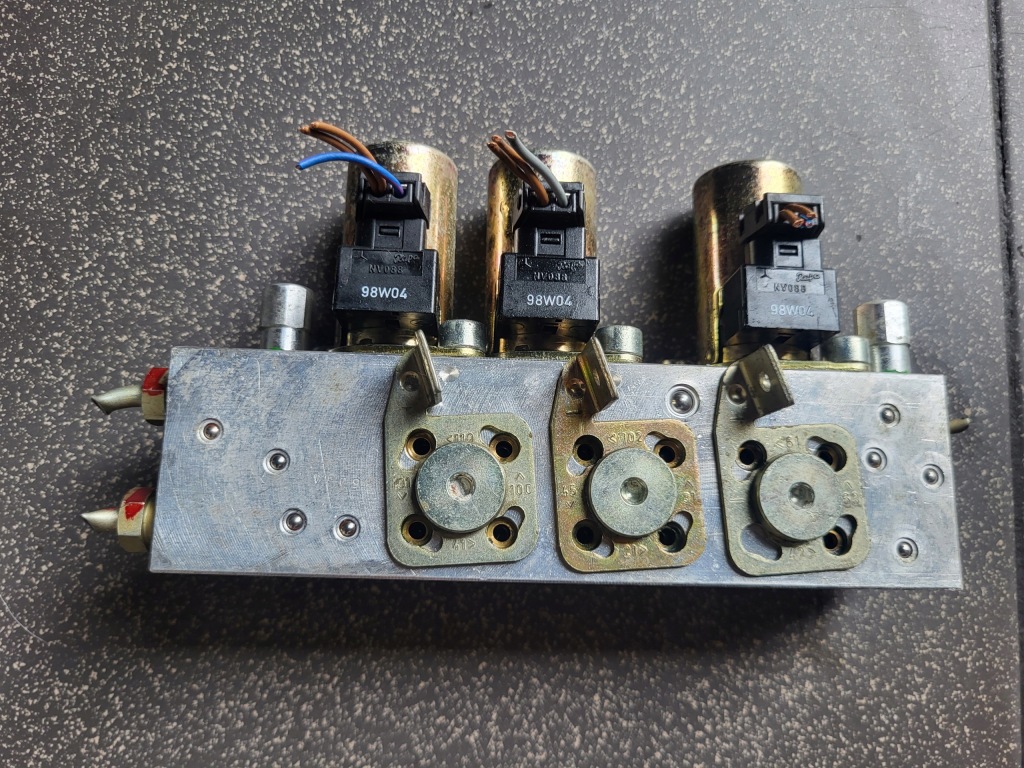 Купить Электроклапан крыша mercedes sl r129 рестайлинг  1298002478