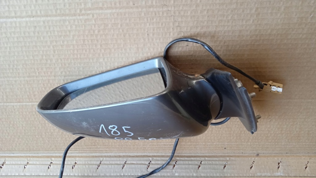 фото №1, Audi a4 b6 fl зеркало правое 5pin