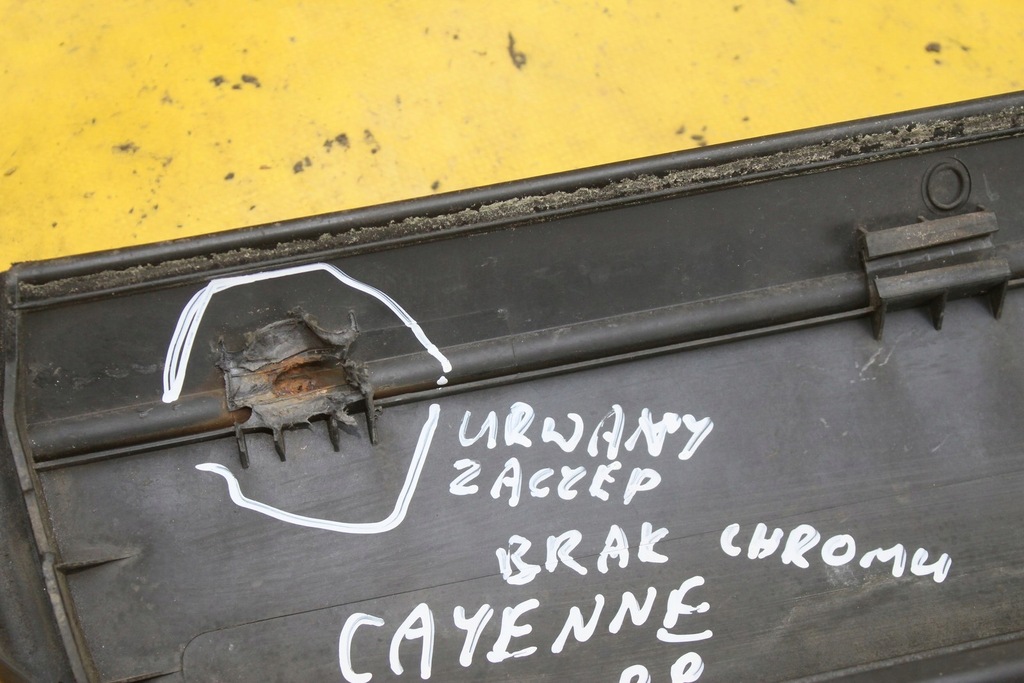 фото №6, Молдинг декоративна правий перед cayenne