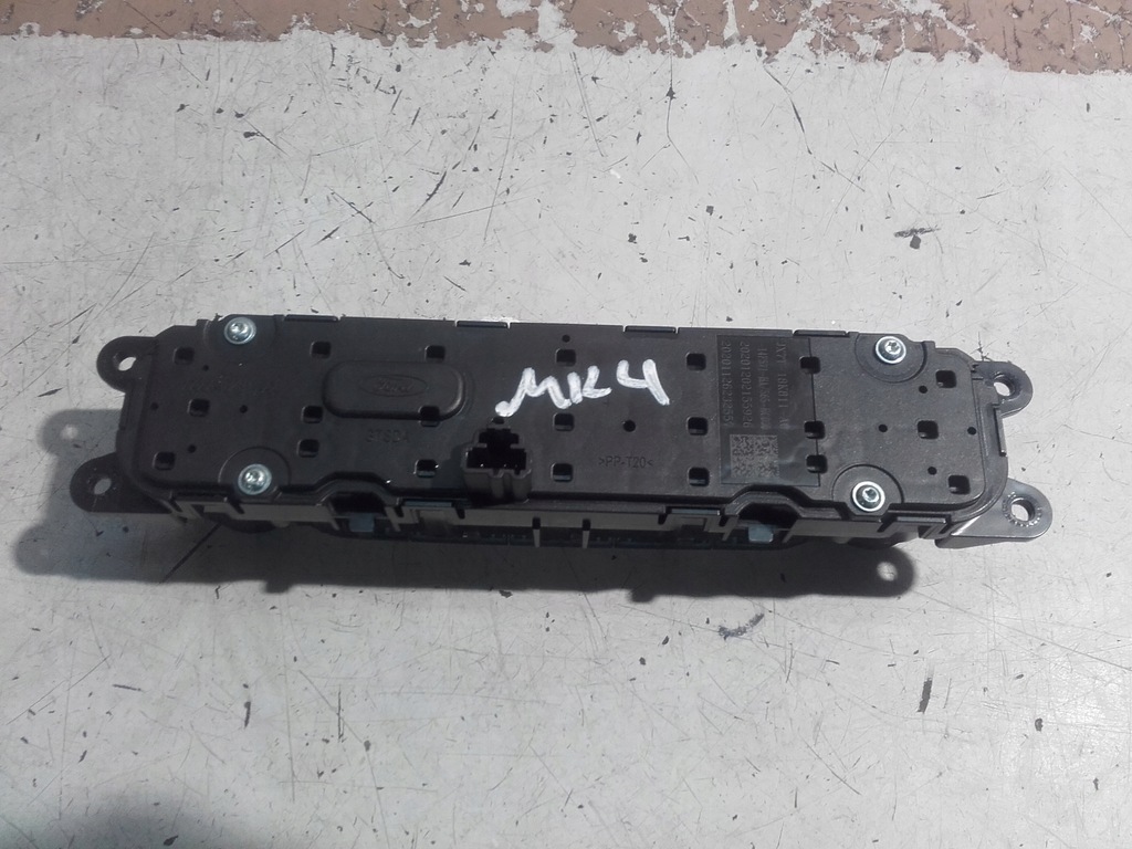 фото №9, Ford focus mk4 радіо навігація синхронізація