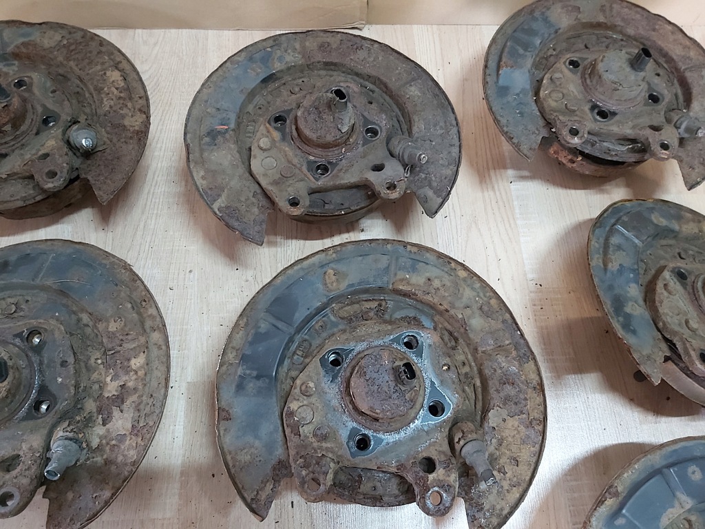 фото №7, Toyota corolla verso ii диск якірна задня права