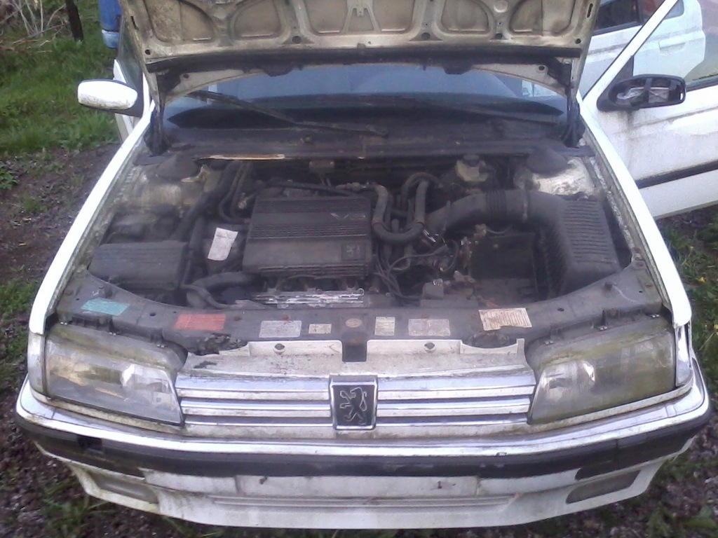 фото №9, Peugeot 605 3,0 v6 бампер задня білий колір стан db zdrowy 91r двері крила