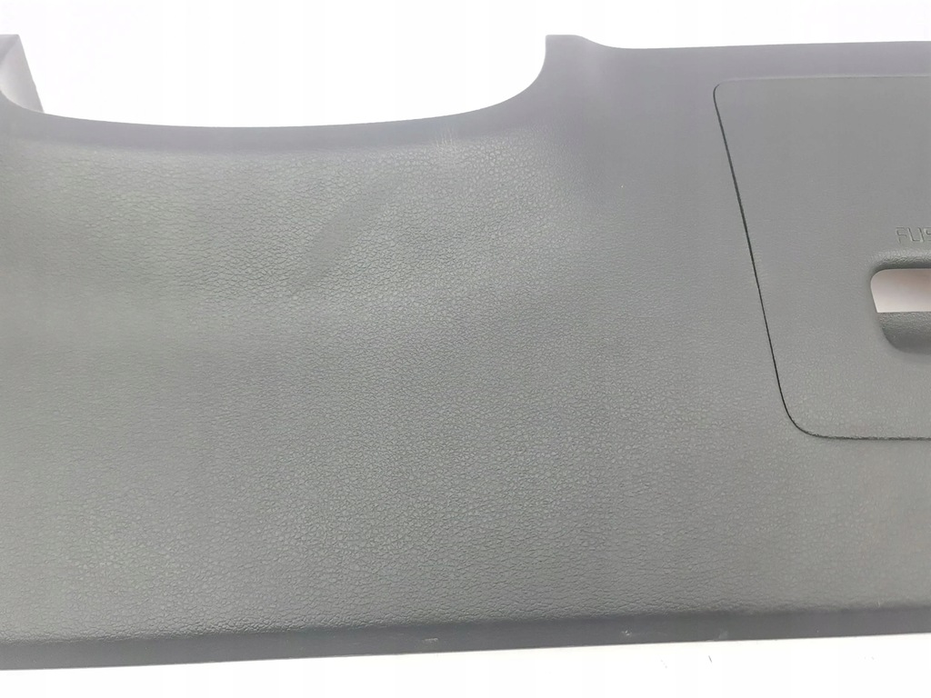 фото №7, Hyundai kona i 2019 правая сторона element панели приборной панели / dół